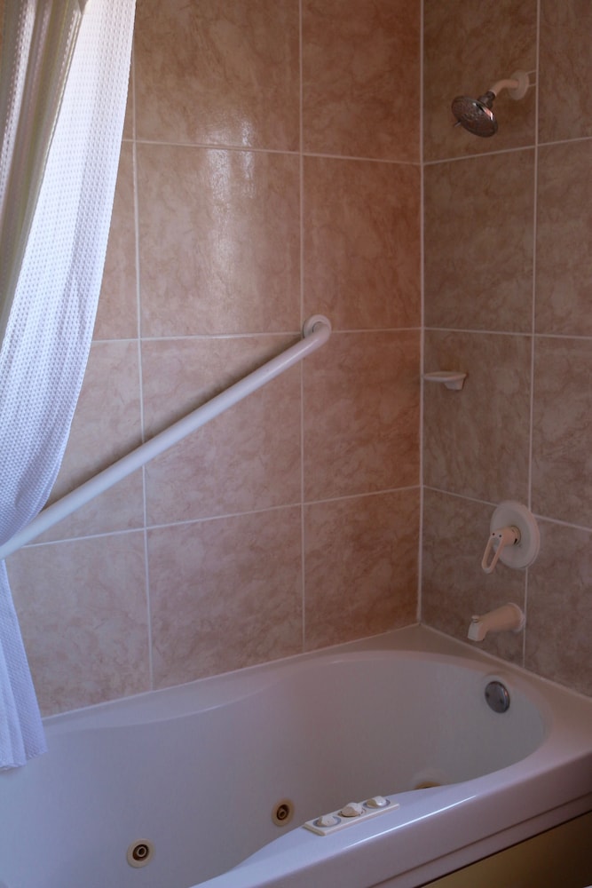 Budget Inn Barstow - photo 18