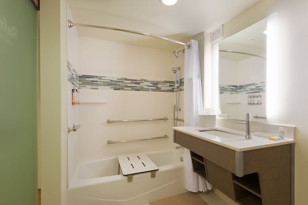 Even Hotel Miami Airport By Ihg - photo 32