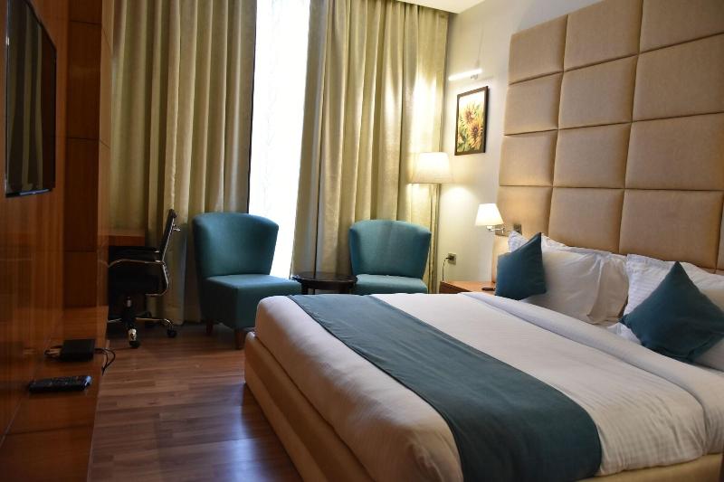 Millennium Inn - carbon neutral hotel in Allahabad