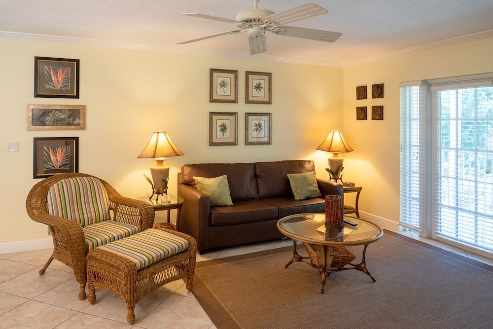 Siesta Key Inn - photo 32