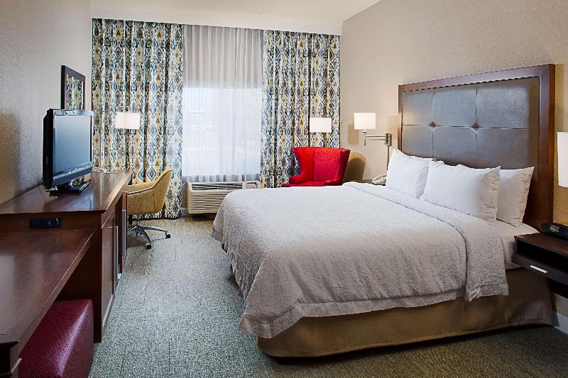 Hampton Inn & Suites Palmdale - photo 42