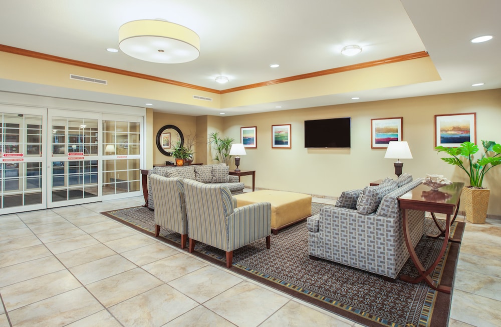 Candlewood Suites El Paso North by IHG - photo 38