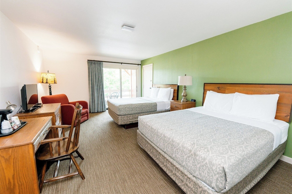 Brown County Inn - photo 9