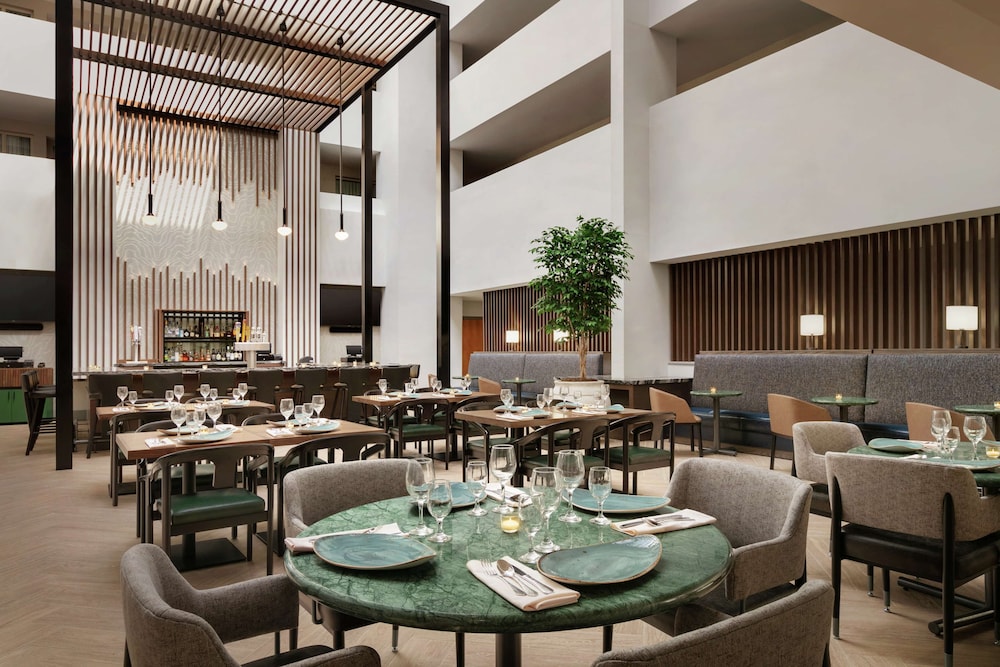 Embassy Suites by Hilton Philadelphia Valley Forge - photo 49