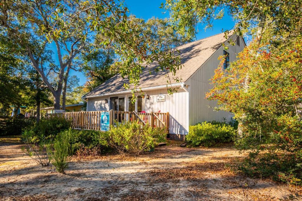 The Rectory by Oak Island Accommodations - photo 6