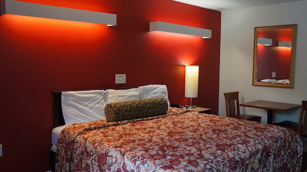 Classic Motor Lodge West Green - photo 8