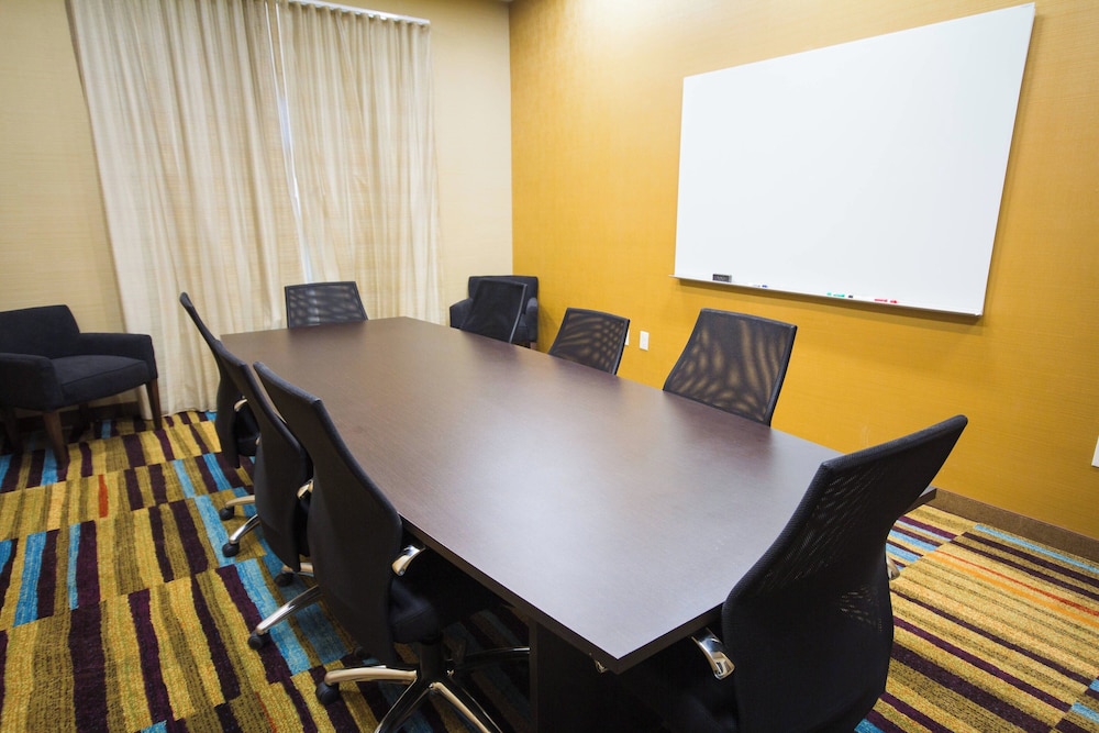 Fairfield Inn and Suites Denver Northeast Brighton - photo 22