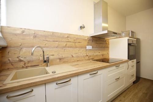 Downtown Accommodation 2BR — 4-Star Luxury Hotel in Zadar, Croatia