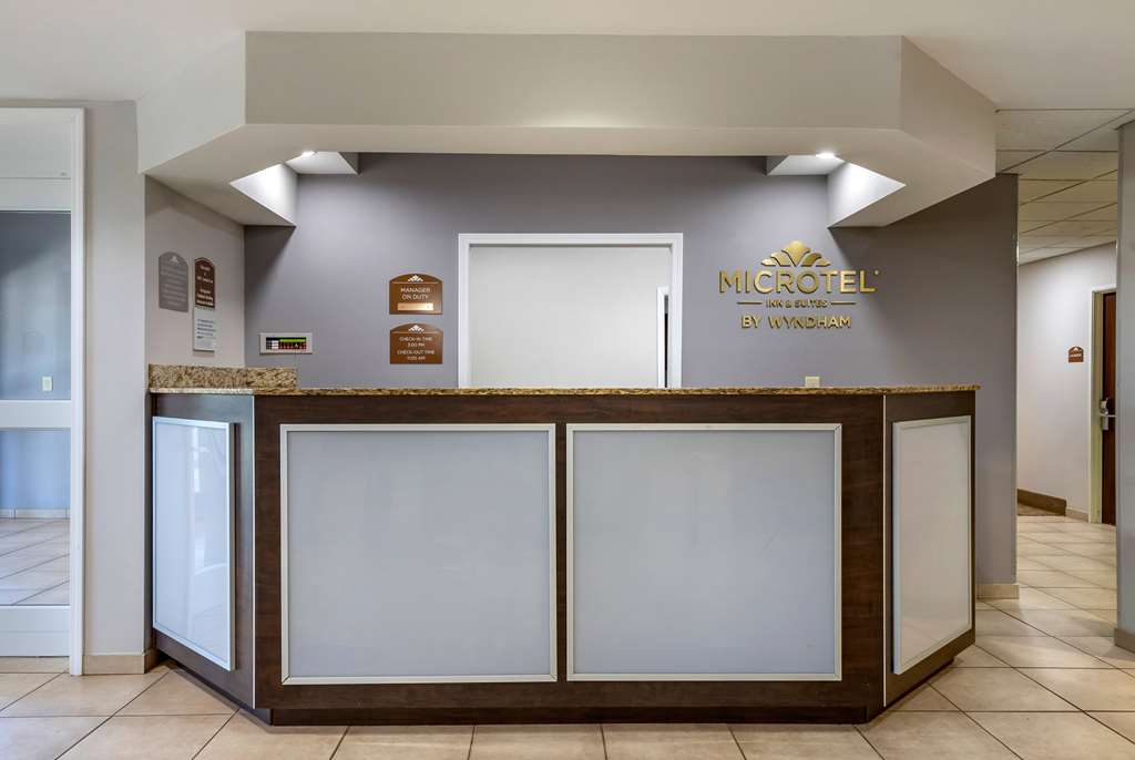 Microtel Inn & Suites By Wyndham Sylva Dillsboro Area - photo 7