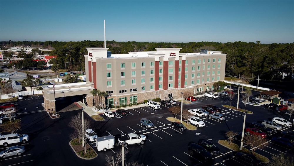 Hampton Inn & Suites Jacksonville Beach Blvd Mayo Clinic - photo 51