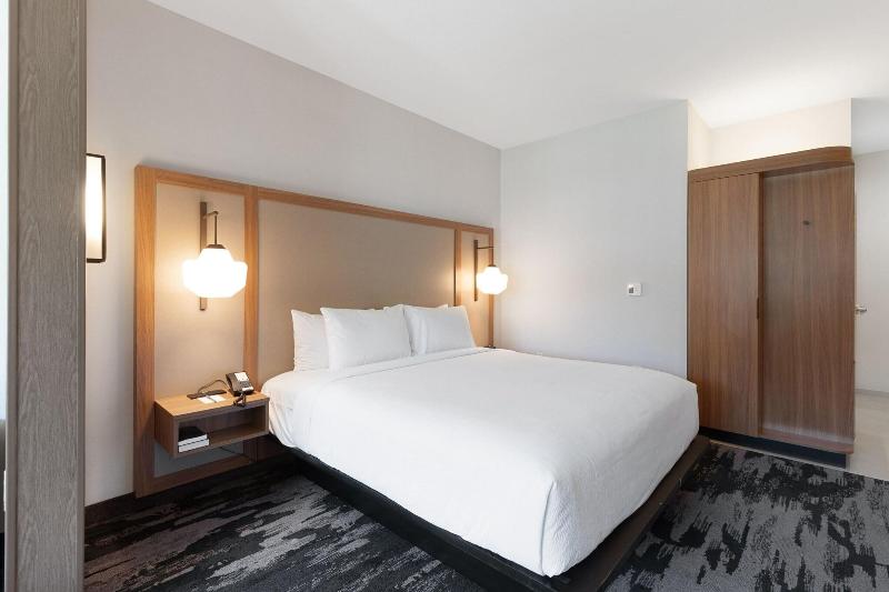 Fairfield Inn & Suites San Francisco Pacifica - photo 22