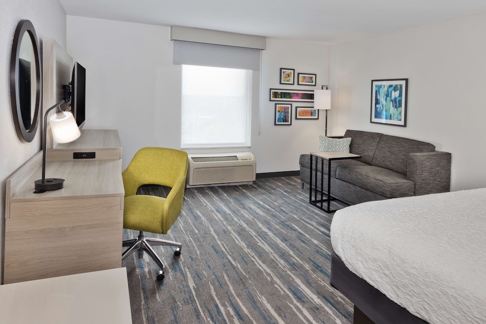 Hampton Inn & Suites Phenix City Columbus Area - photo 13