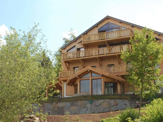 Là Haut & Spa - carbon neutral hotel in Unknown City