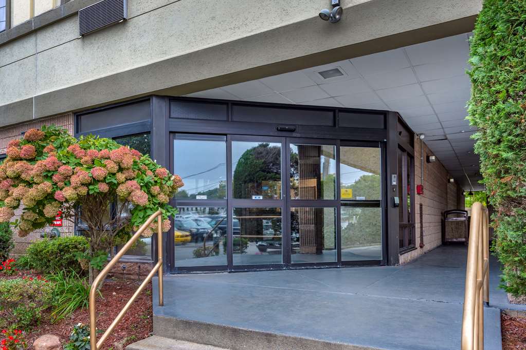 Comfort Inn Syosset Long Island - photo 2