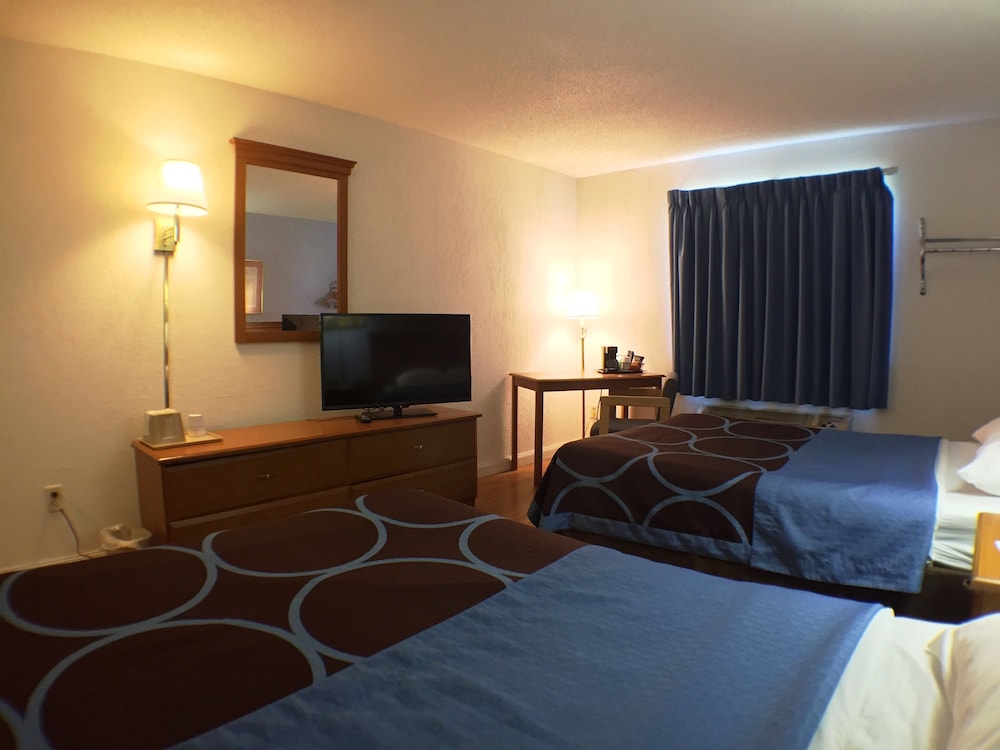 Rodeway Inn Webster NY - photo 11