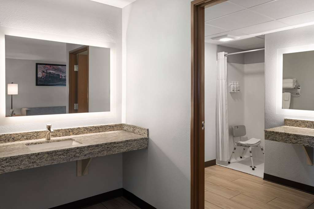 AmericInn by Wyndham Beaver Dam - photo 38