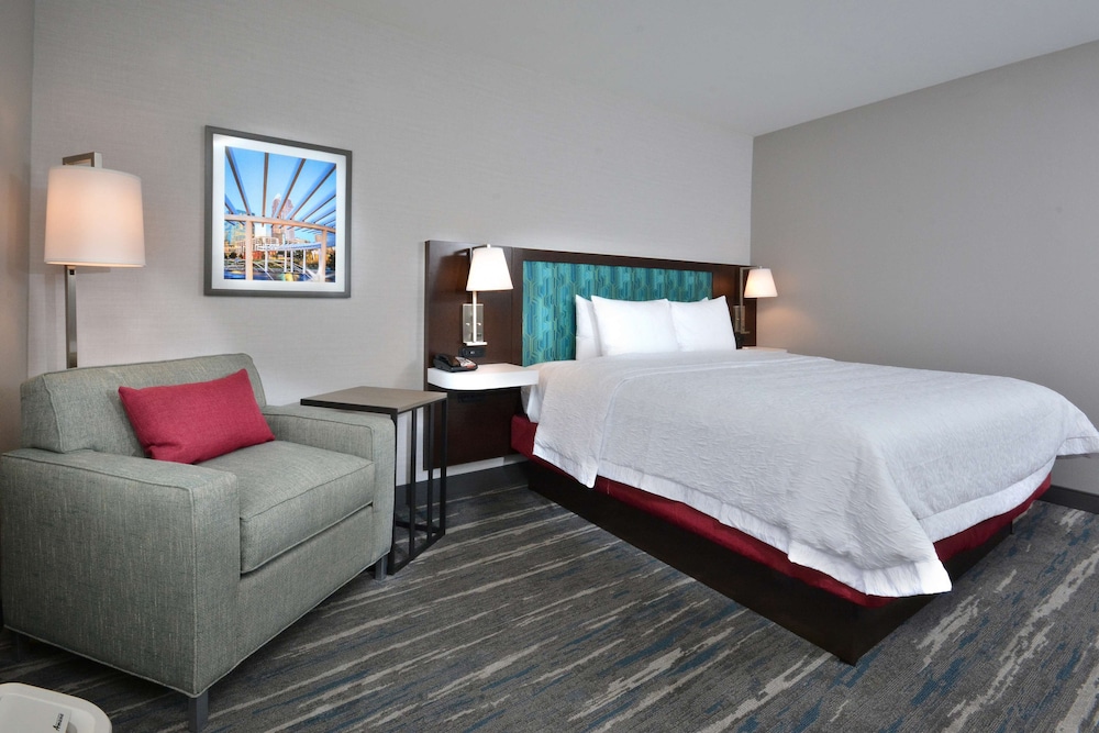 Hampton Inn & Suites by HIlton Charlotte North I 485 - photo 15