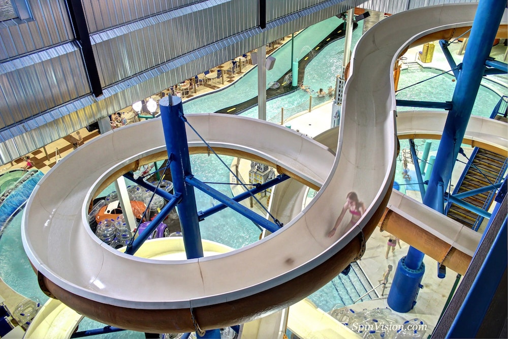 Metropolis Resort - photo 49