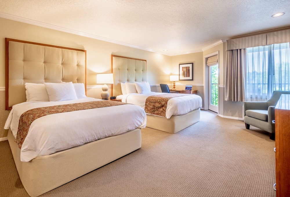 Century Hotel - photo 12
