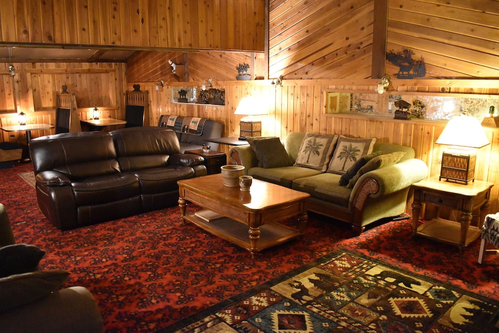 Silver Horseshoe Inn - photo 37