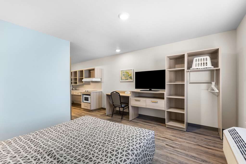 Woodspring Suites Bluffdale Salt Lake City - photo 16