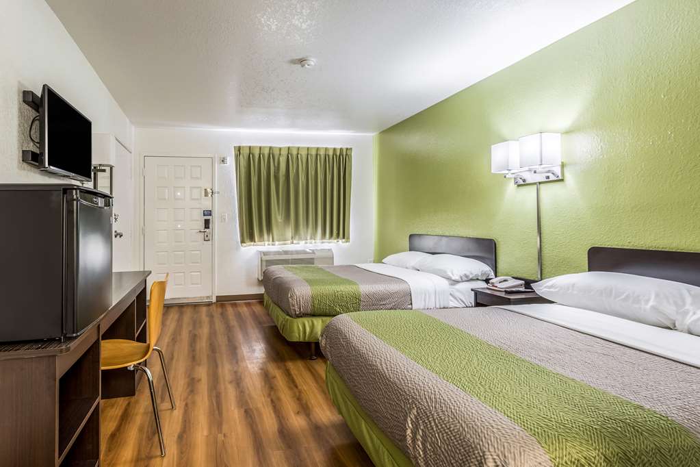 Motel 6 El Paso TX East - photo 11