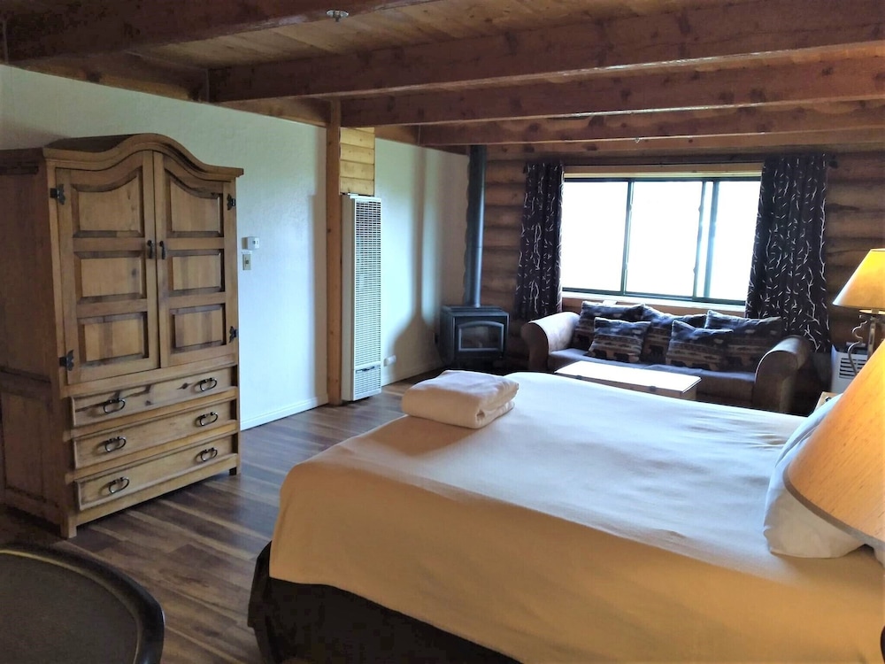 The Boulder Creek Lodge - photo 24
