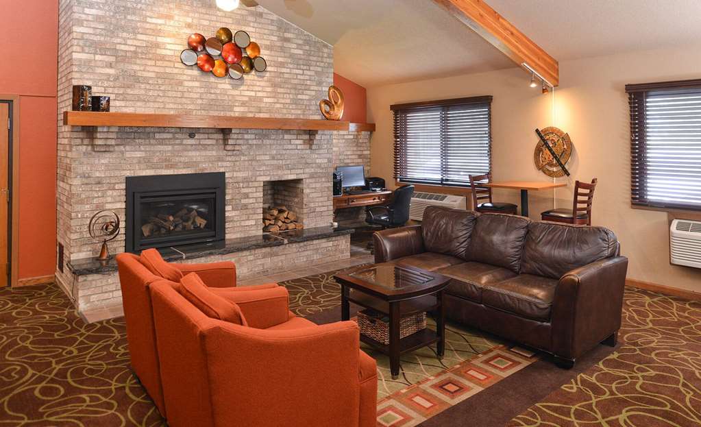 AmericInn by Wyndham Fergus Falls Conference Center - photo 2