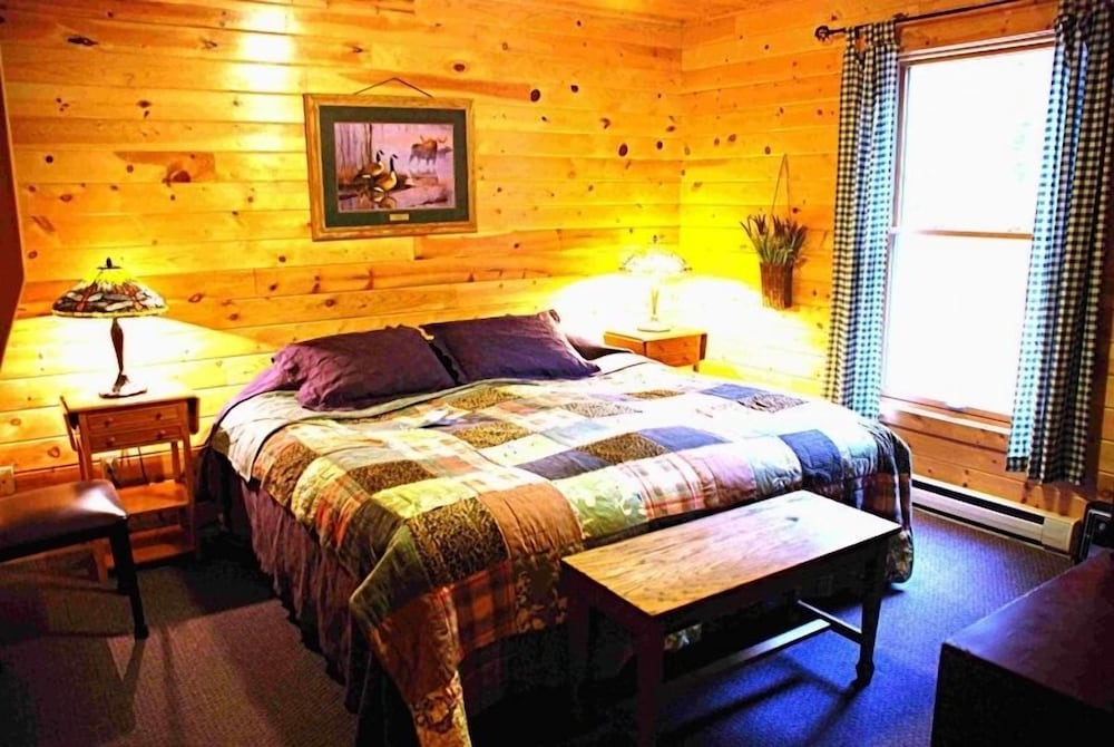 Crow Wing Crest Resort — hotel in Minneota