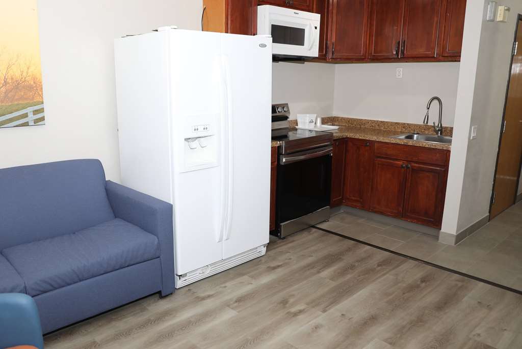 Days Inn by Wyndham Suites San Antonio North Stone Oak - photo 27
