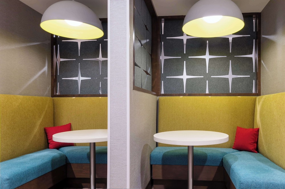 Hampton Inn & Suites Porter Ranch Los Angeles - photo 35
