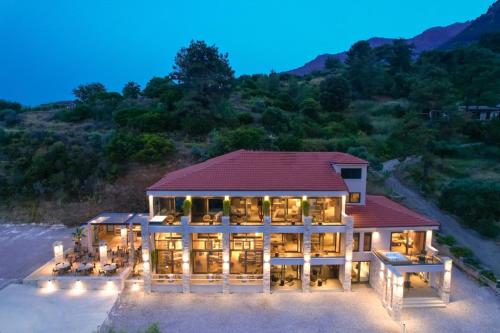 Essentia Luxury — Thasos — photo 2