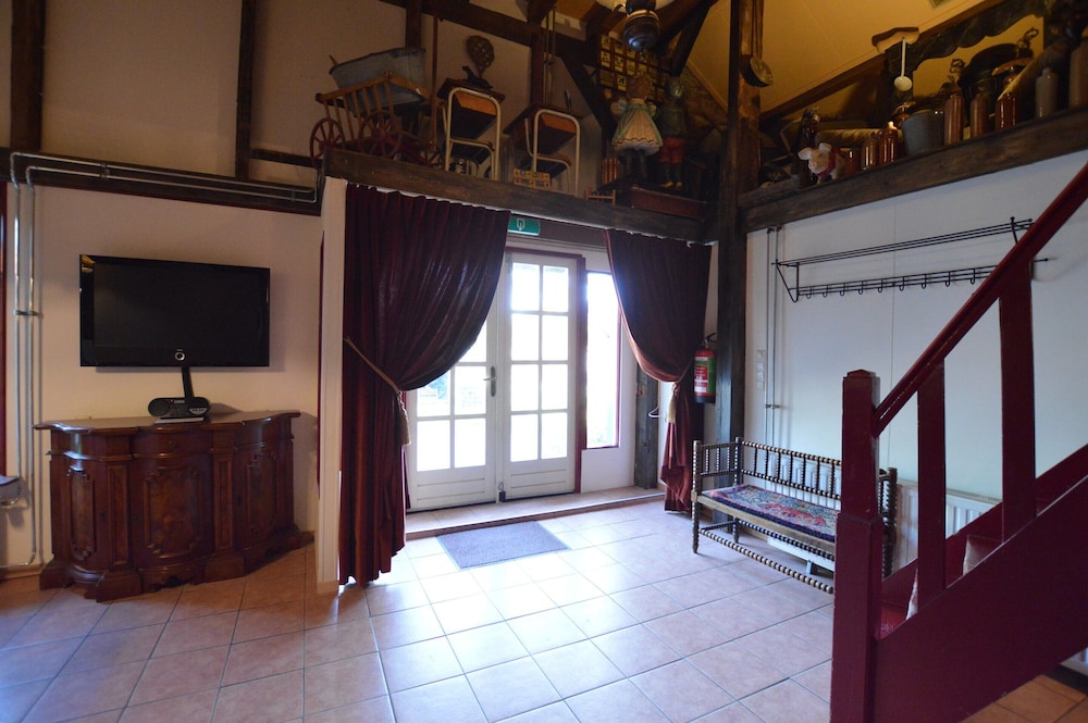 Farmhouse In Nieuwleusen Near Lake And Nature 20287653 — Bergen Op Zoom