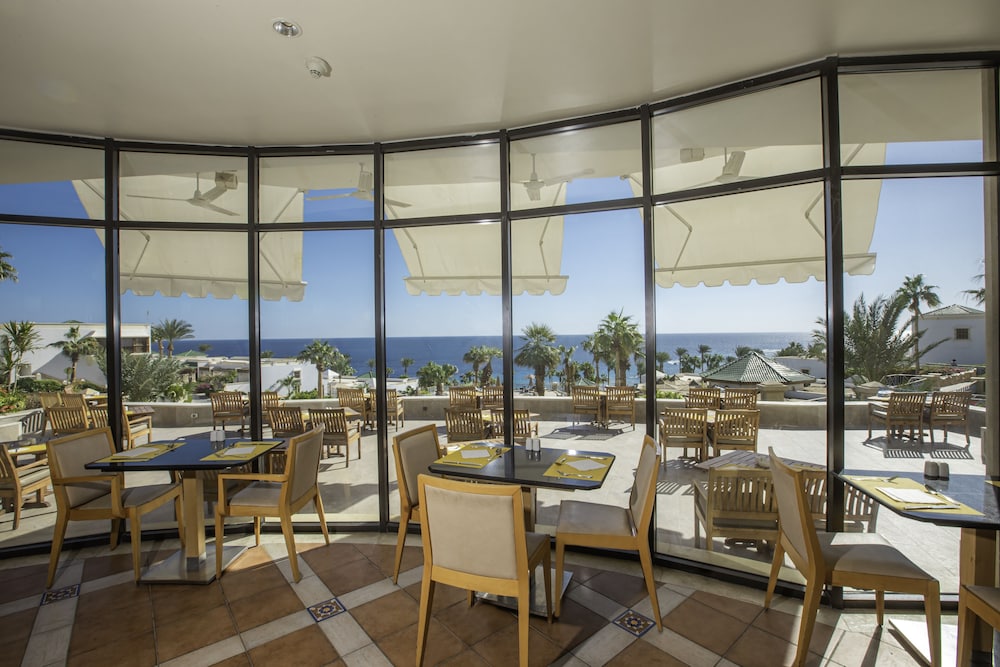 מזון ומשקאות