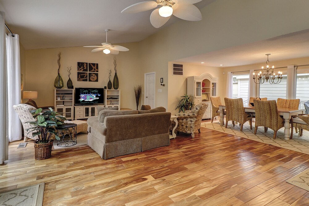 Water Oak 33 by RedAwning — 4-Star Luxury Hotel in Hilton Head Island, United States