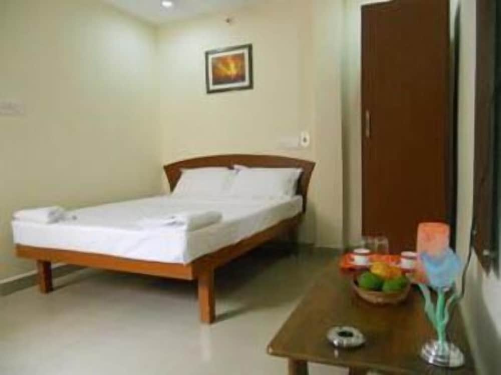 KEK Accommodation