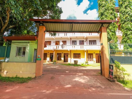 Hotel Green View in Kalyan, India