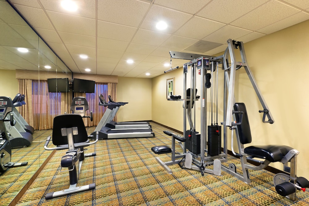 Holiday Inn Express & Suites Casa Grande an IHG Hotel - photo 14