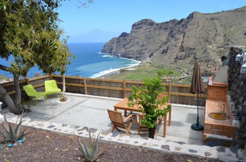 Villa Aloe — 4-Star Luxury Hotel in Hermigua, Spain