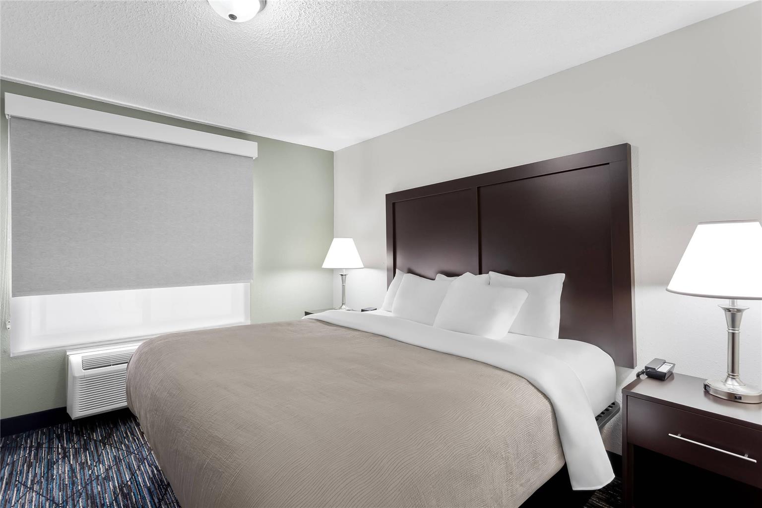 Quality Inn & Suites Niles - photo 73