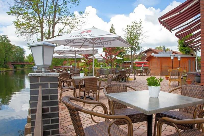 Seehotel Zum Lowen — Wesenberg