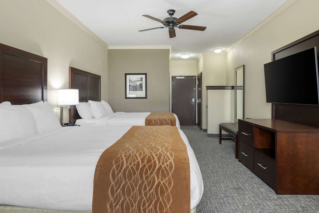 Comfort Inn & Suites Fort Worth Fossil Creek - photo 15