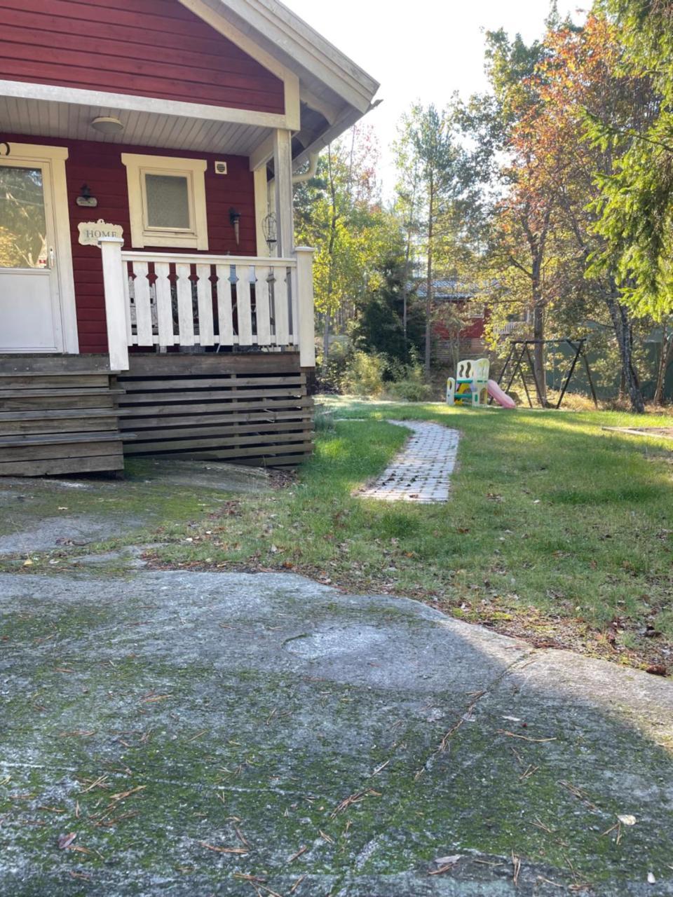 Charmigt hus på Vindö in Stockholm, Sweden