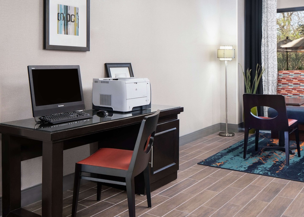 Hampton Inn Austin North @ I 35 & Hwy 183 - photo 30