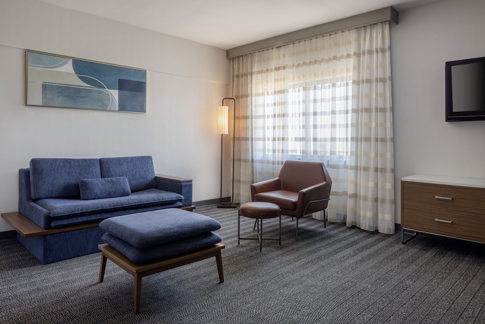 Courtyard by Marriott Santa Fe - photo 32