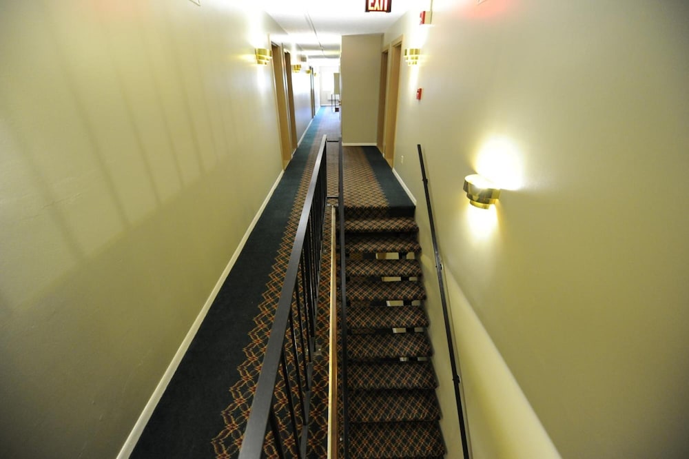 Heritage Inn - photo 32