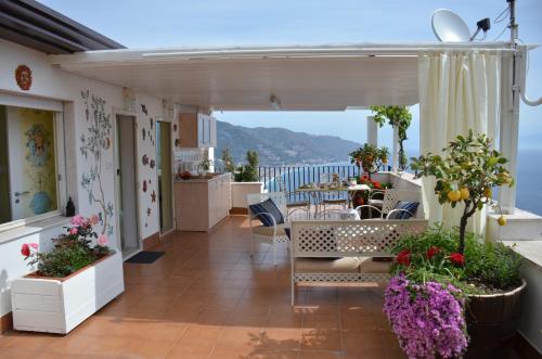 L'Attico — 4-Star Luxury Hotel in Taormina, Italy