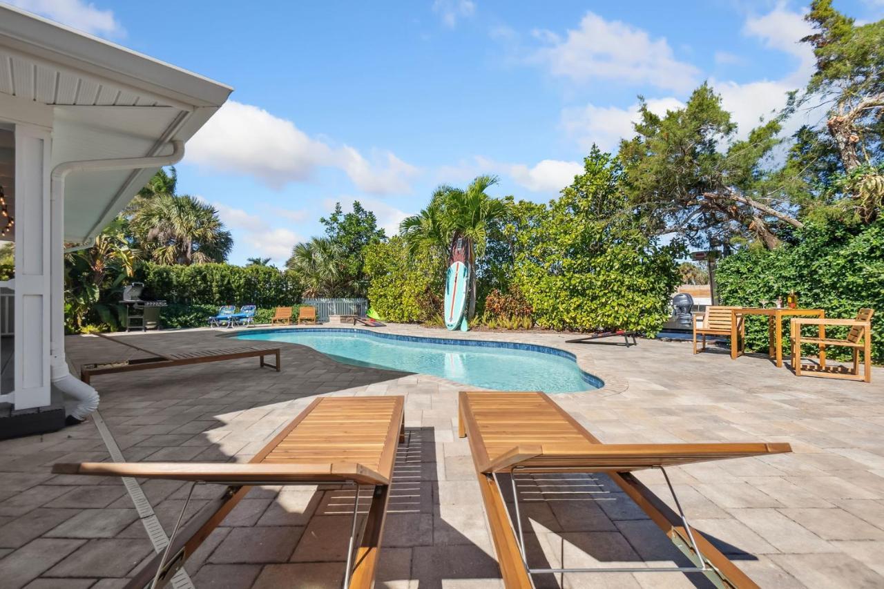 Blue Banyan Boathouse - carbon neutral hotel in Naples