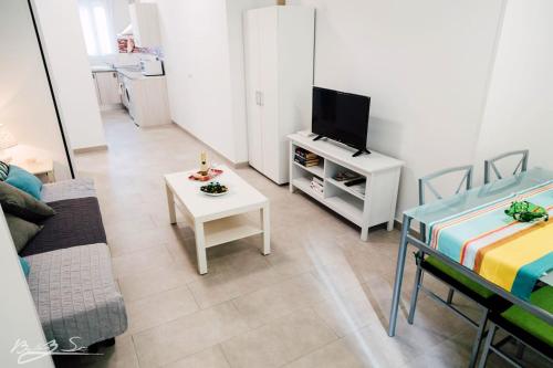 Elegant Apartment in Conil de la Frontera 35 m Parking — 4-Star Luxury Hotel in Conil De La Frontera, Spain