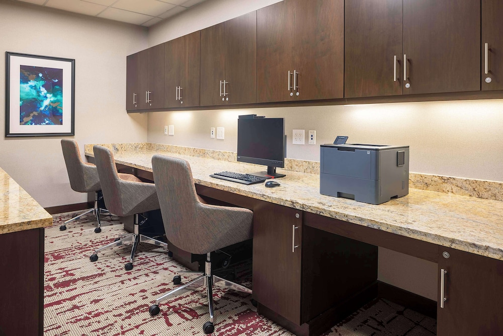 Hilton Garden Inn Washington DC Georgetown Area - photo 41